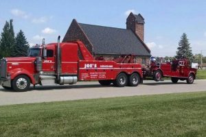 Box Truck Towing in Creve Coeur Illinois
